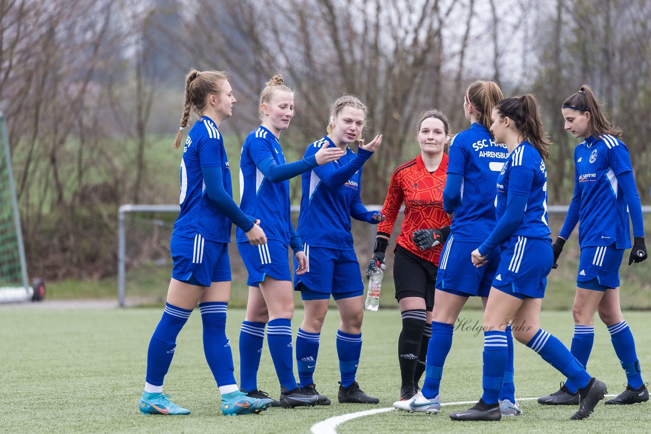 Bild 59 - F SSC Hagen Ahrensburg - SV Frisia Risum-Lindholm : Ergebnis: 1:2